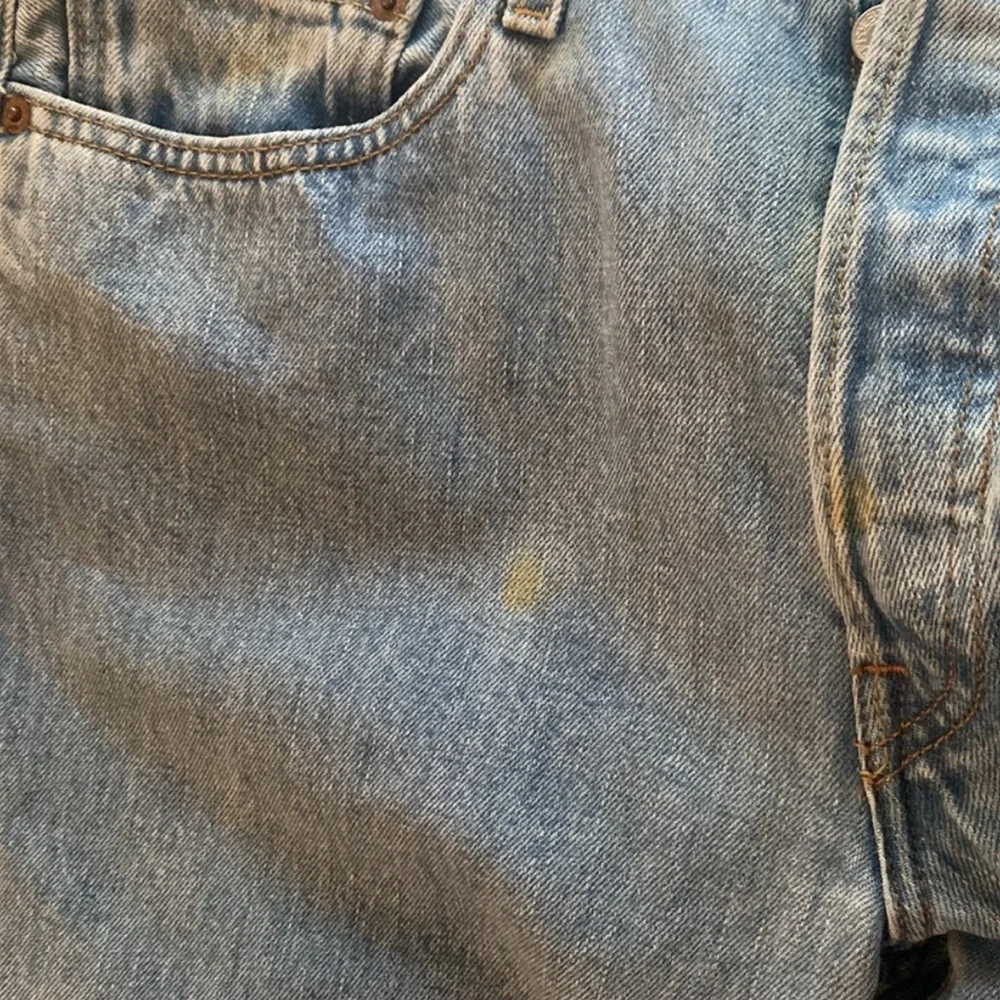 Men’s Light-wash Levi’s 501 Button-fly Cotton Jeans Sz 33 x 32